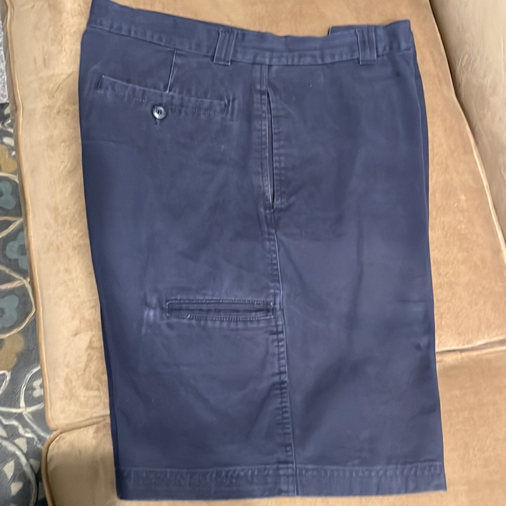 Faded Glory, Authentic Brand, Men’s Short, Size 34,  Inseam 9 1/2” EUC